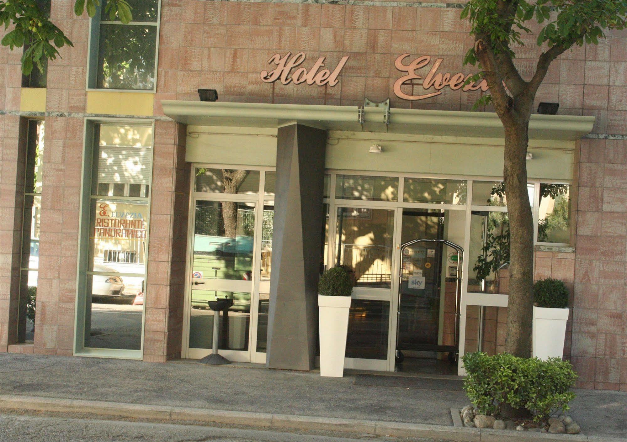 Hotel Elvezia Пезаро Экстерьер фото
